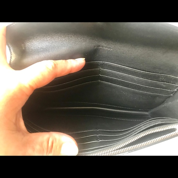 Celine crossbody bag. - Picture 12 of 16